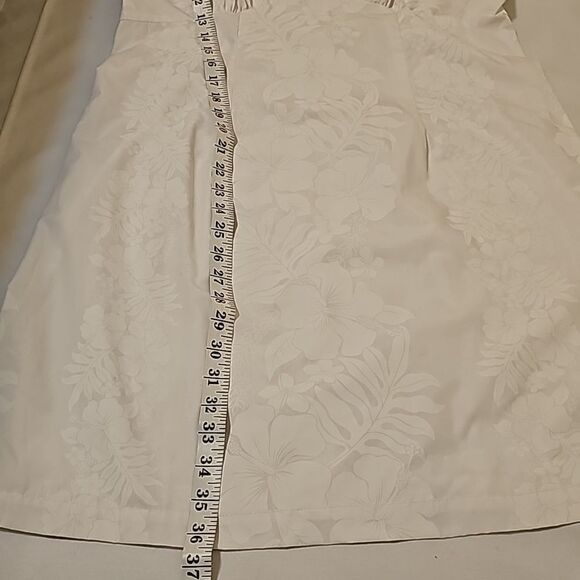 Hilo Hattie - The Hawaiian Original white embossed dress size M - Picture 6 of 10